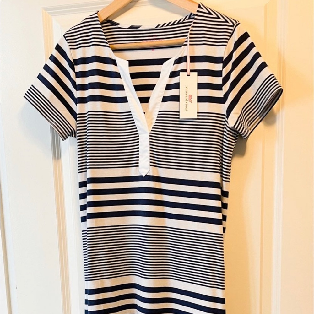 NWT VINEYARD VINES DRESS